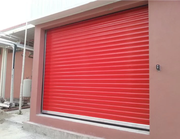 Famousroll Hızlı PVC Kapılar